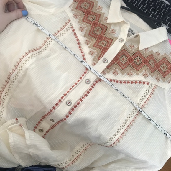Anthropologie Iverie Embroidered Button Up! - Picture 7 of 7